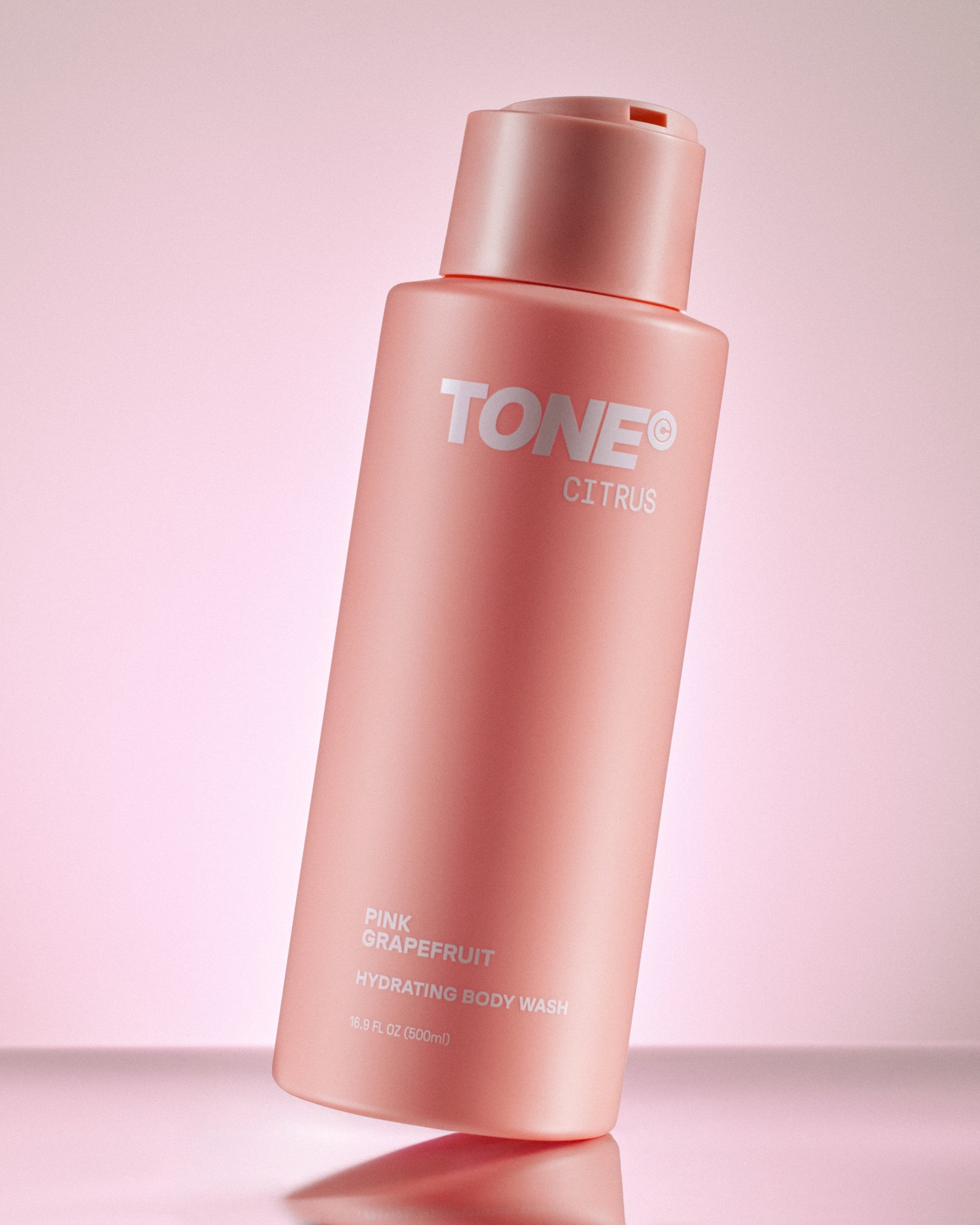TONE Citrus Hydrating Body Wash no Table