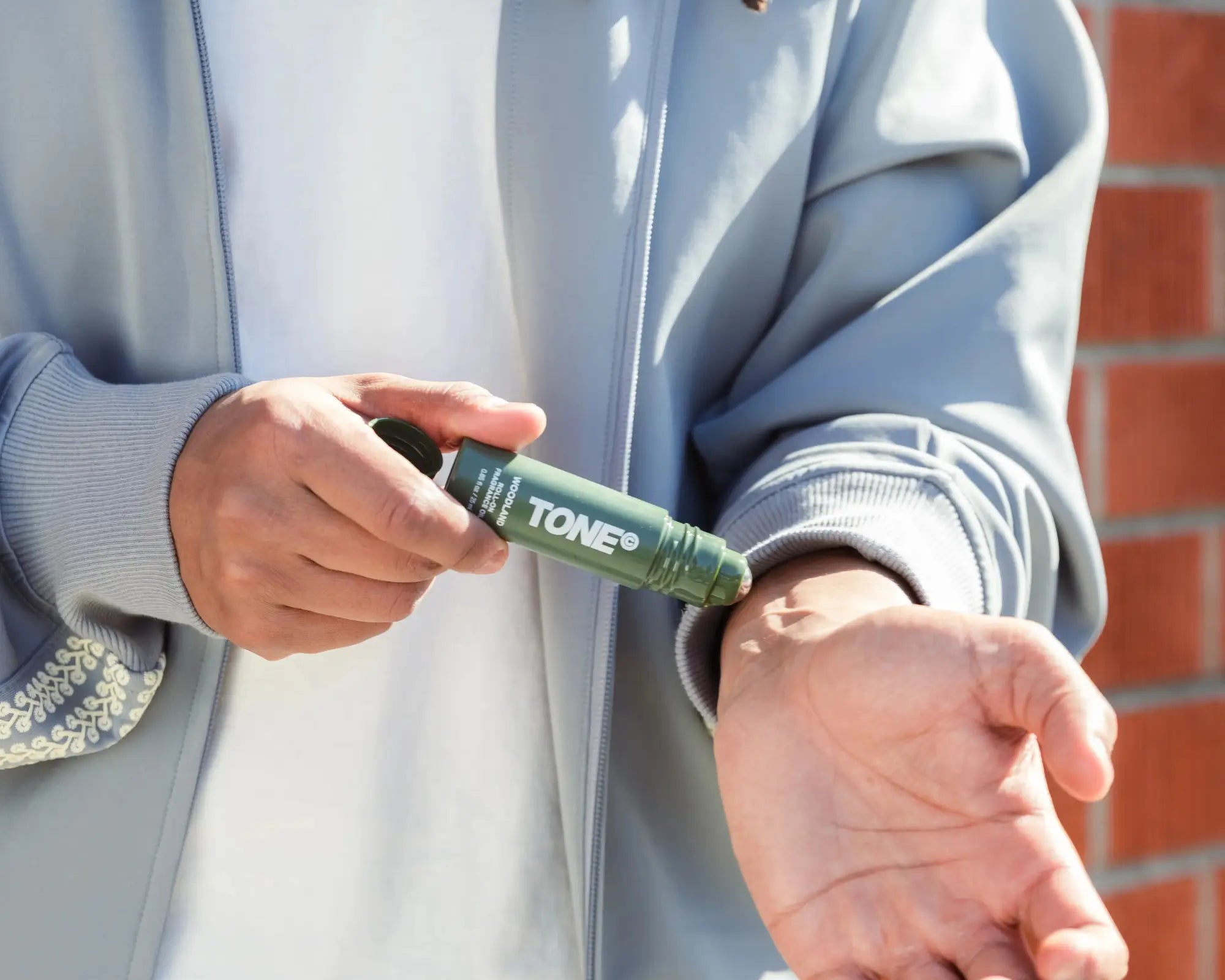 Pulse Points: The Science of Where to Apply Scent