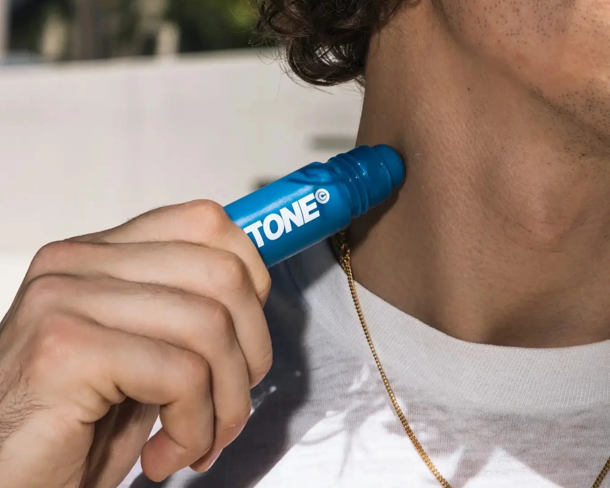 Scent Roller vs. Body Mist: Which Is Right for Your Routine?