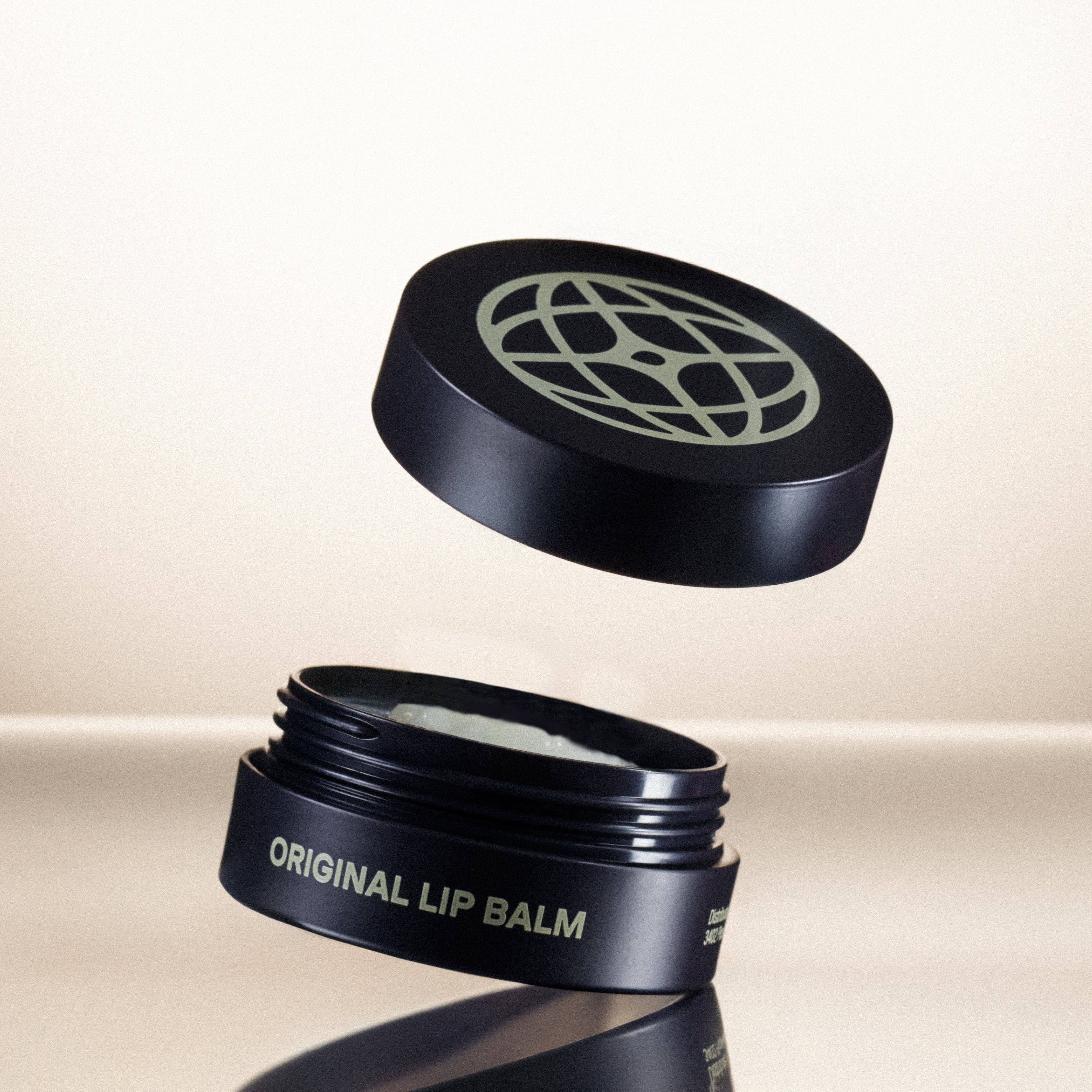 PDP_LipBalm_Original_4.jpg