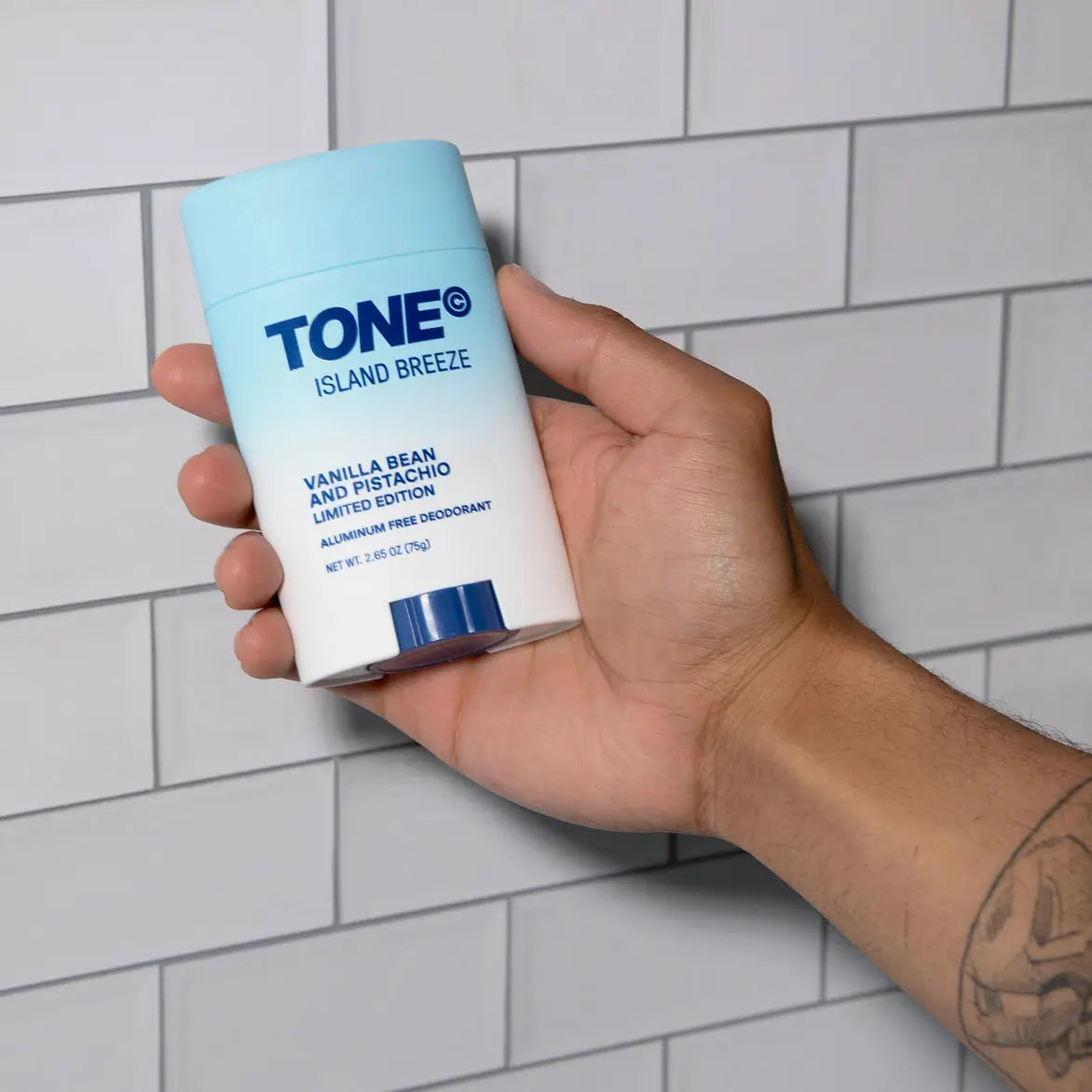 tone-deodorant-island-breeze-3.webp